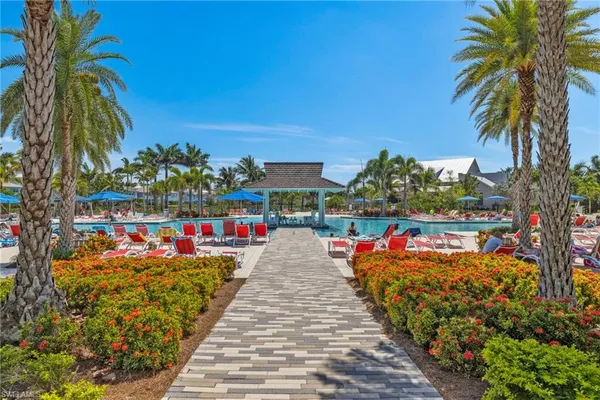 $1,150,000 | 6532 Dominica Drive, Unit 202, Naples, FL 34113