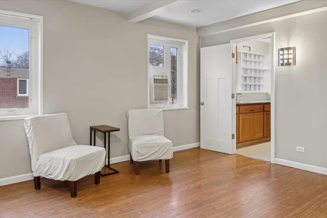 $110,000 | 7206 Oak Avenue, Unit 4SE, River Forest, IL 60305