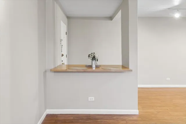 $110,000 | 7206 Oak Avenue, Unit 4SE, River Forest, IL 60305