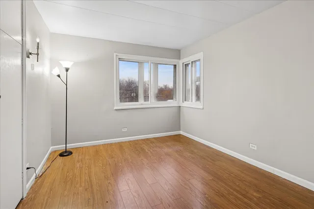 $110,000 | 7206 Oak Avenue, Unit 4SE, River Forest, IL 60305