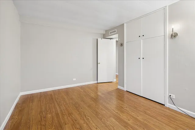 $110,000 | 7206 Oak Avenue, Unit 4SE, River Forest, IL 60305