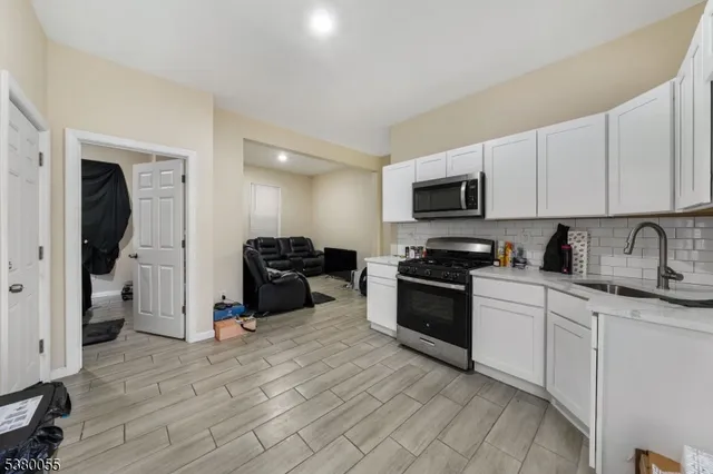 $750,000 | 146 Sherman Avenue, Newark, NJ 07114