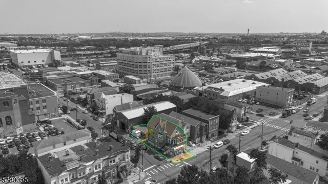 $750,000 | 146 Sherman Avenue, Newark, NJ 07114