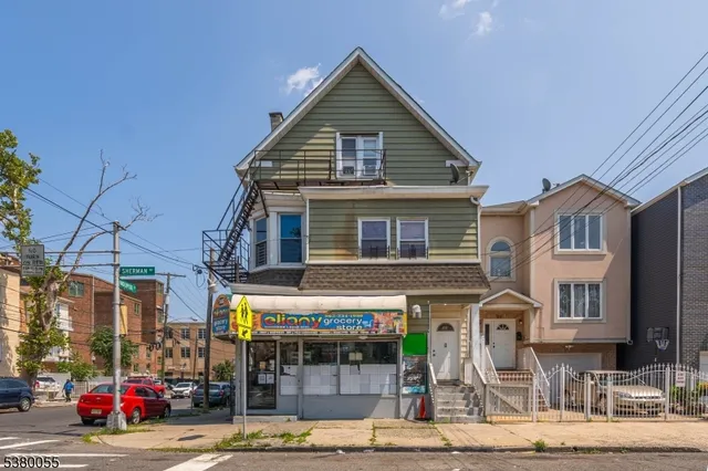 $750,000 | 146 Sherman Avenue, Newark, NJ 07114