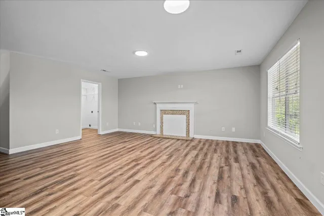 $325,000 | 410 Revis Creek Court, Simpsonville, SC 29681