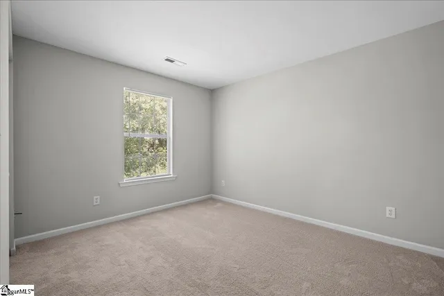 $325,000 | 410 Revis Creek Court, Simpsonville, SC 29681