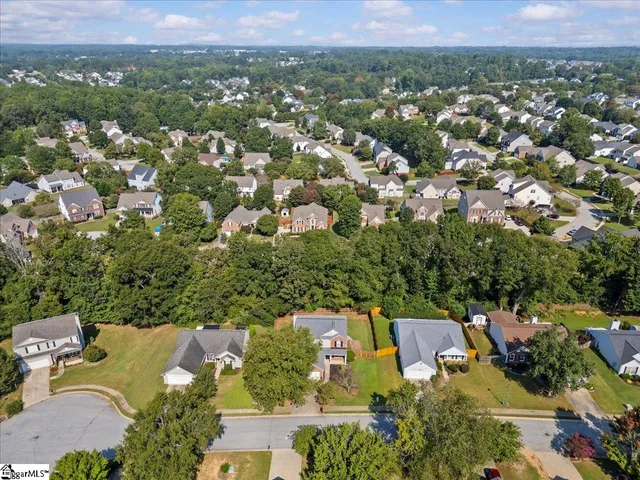 $325,000 | 410 Revis Creek Court, Simpsonville, SC 29681