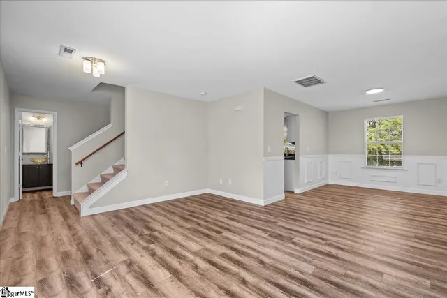 $325,000 | 410 Revis Creek Court, Simpsonville, SC 29681