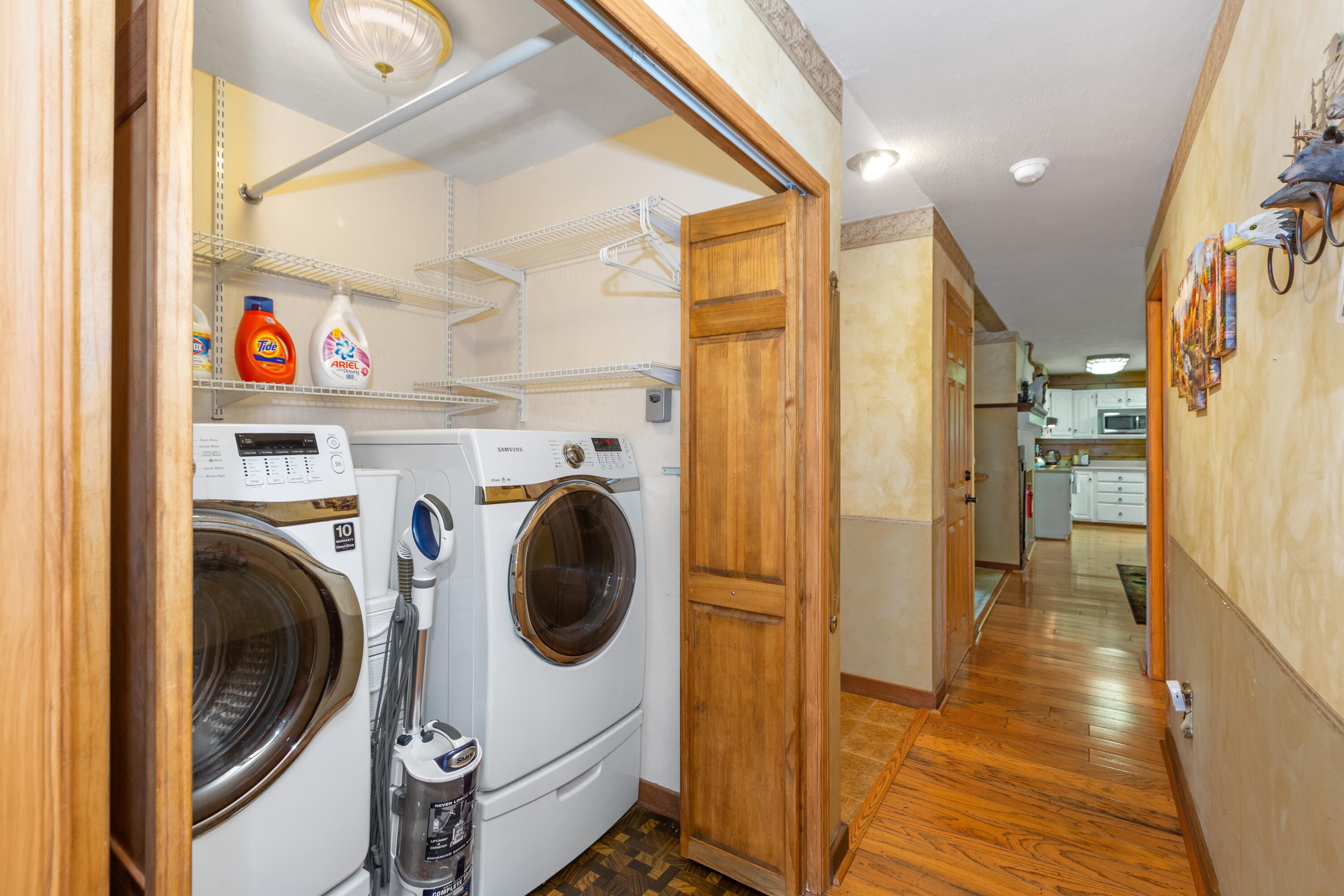 42182 Mynatt Drive Three Rivers, CA 93271 - Photo 50 of 67 Laundry Main
