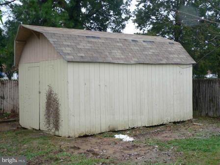 803 North York Road Sterling, VA 20164 - Photo 5 of 16 Exterior (Rear)
