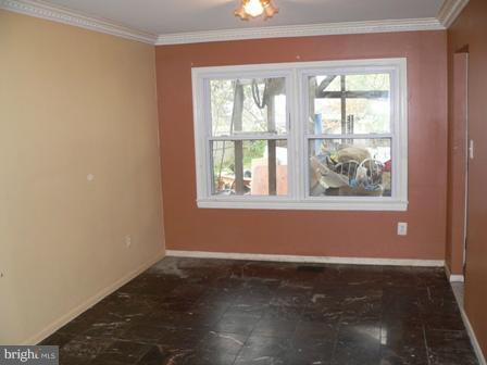 803 North York Road Sterling, VA 20164 - Photo 7 of 16 Dining Room