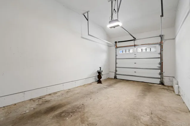 $500,000 | 947 Huntington Drive, Fishkill, NY 12524