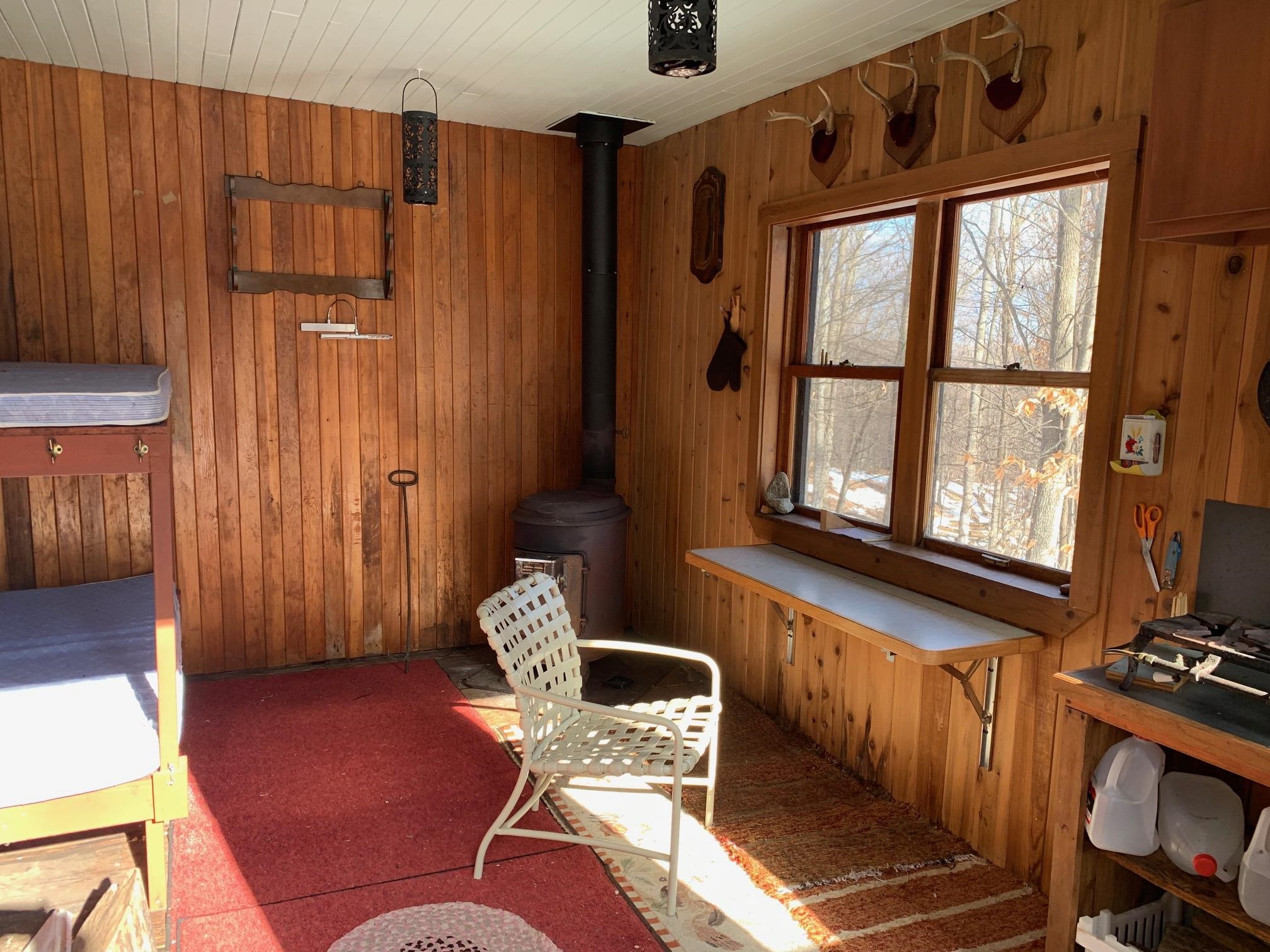 10 South Wheeler Road Maple City, MI 49664 - Photo 14 of 40 1919770-1f24c7ff-e689-4264-a6a9-21295161b1cf.JPG