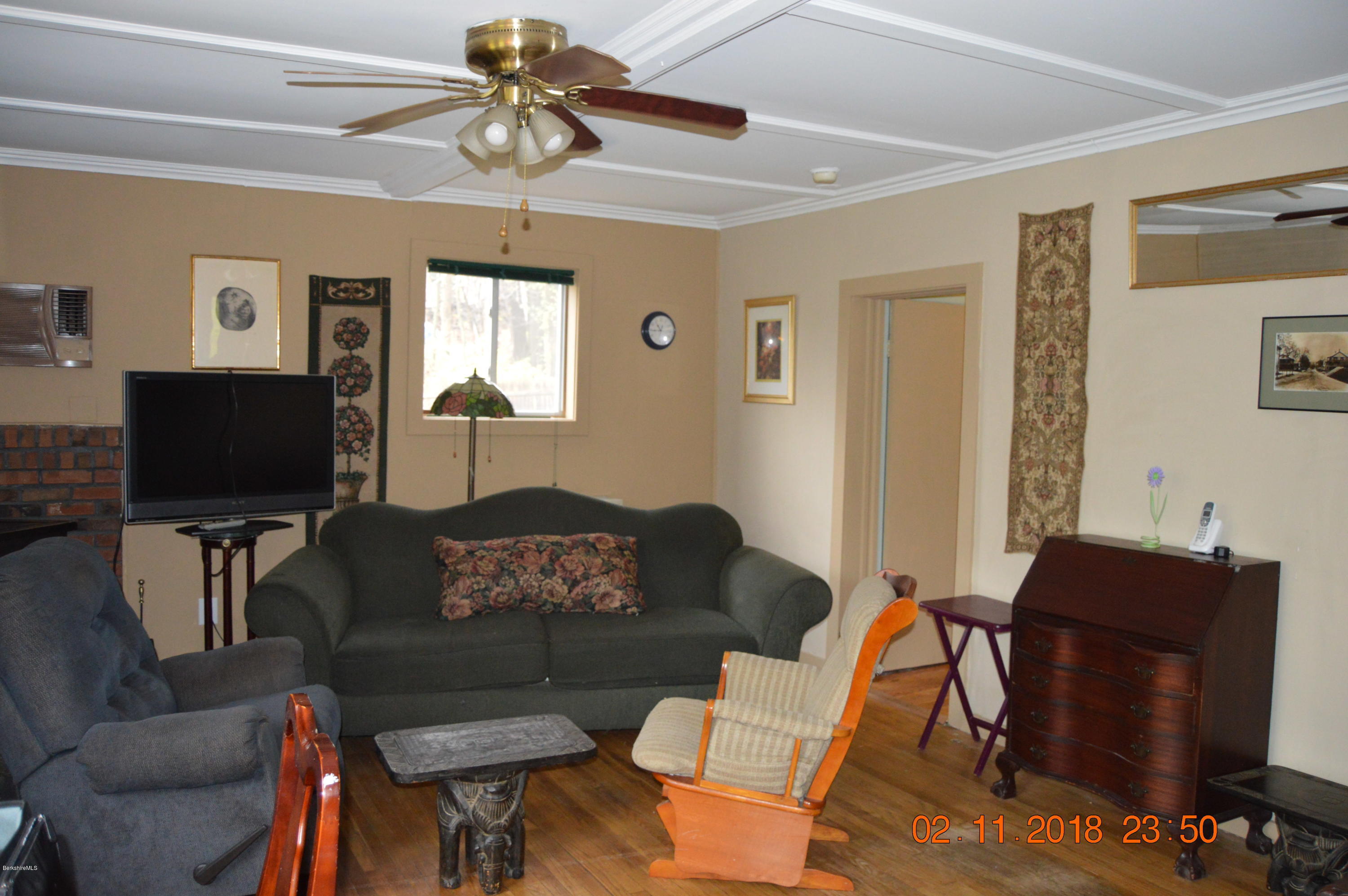 194 North Hoosac Road Williamstown, MA 01267 - Photo 15 of 40 DSC_0057