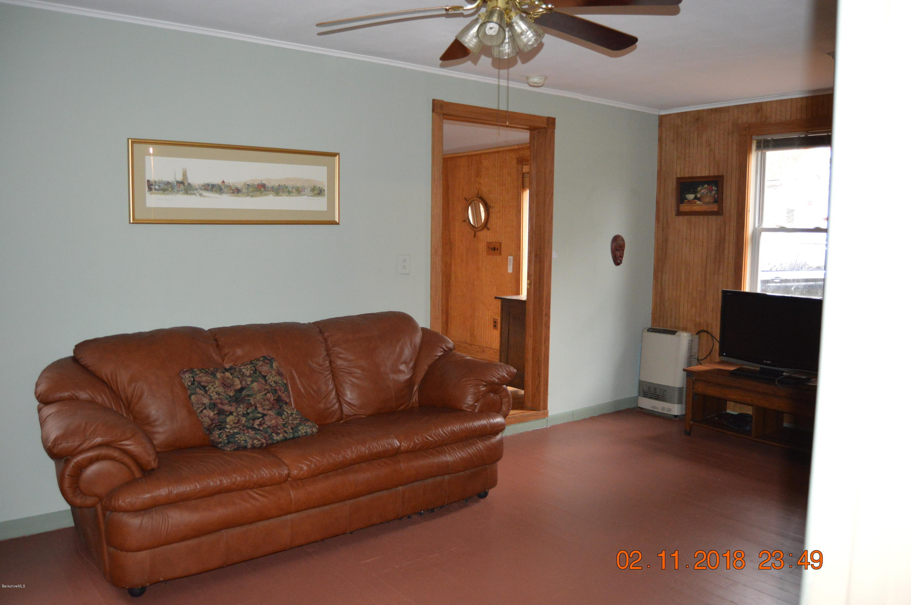 194 North Hoosac Road Williamstown, MA 01267 - Photo 22 of 40 DSC_0054
