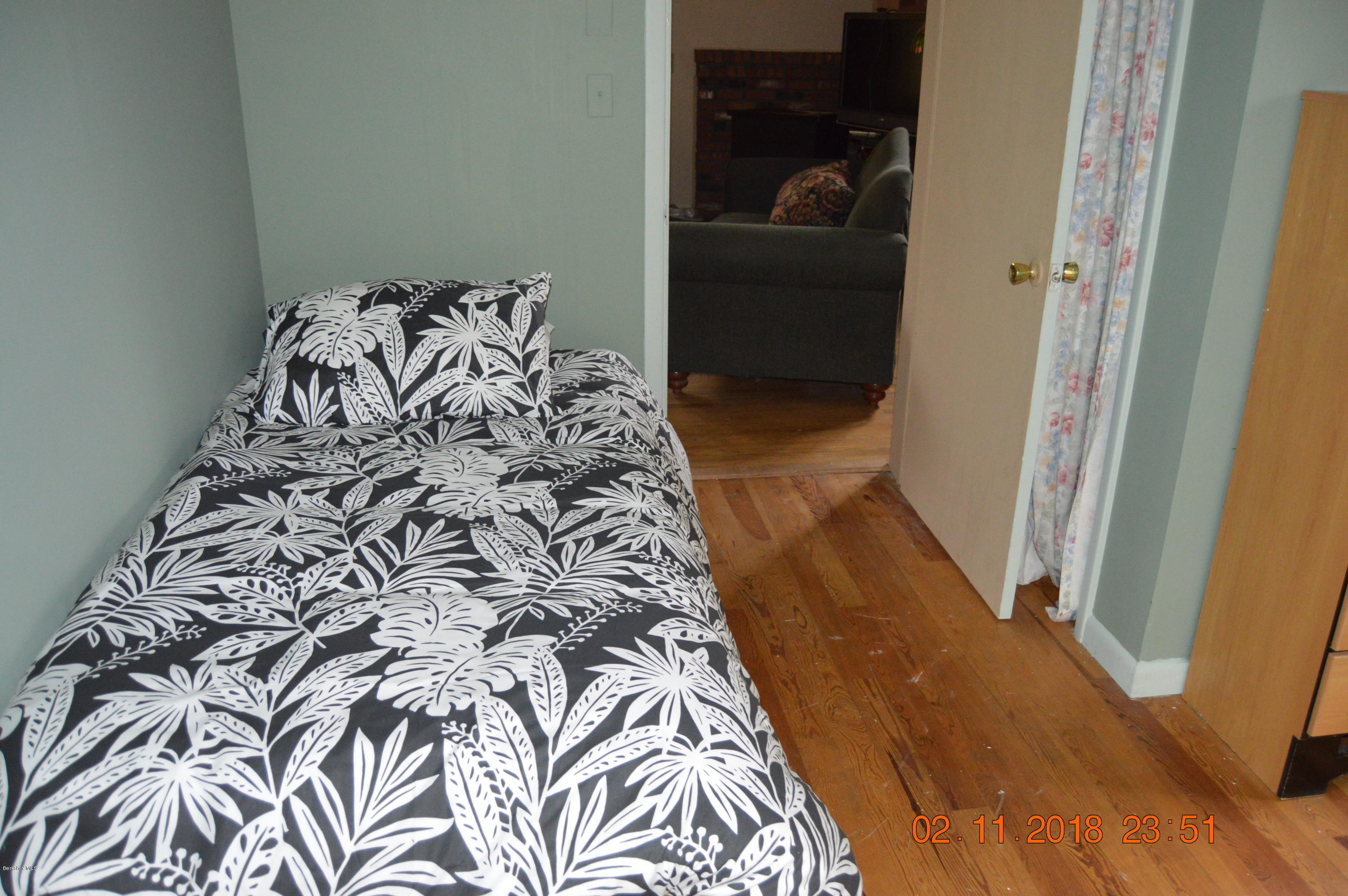 194 North Hoosac Road Williamstown, MA 01267 - Photo 26 of 40 DSC_0064