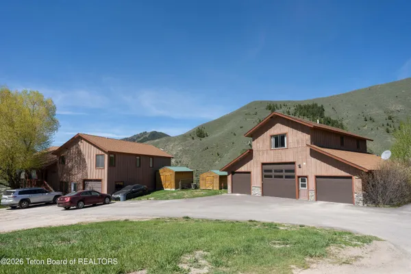 $2,400,000 | 10750 South Dora Street, Jackson, WY 83001