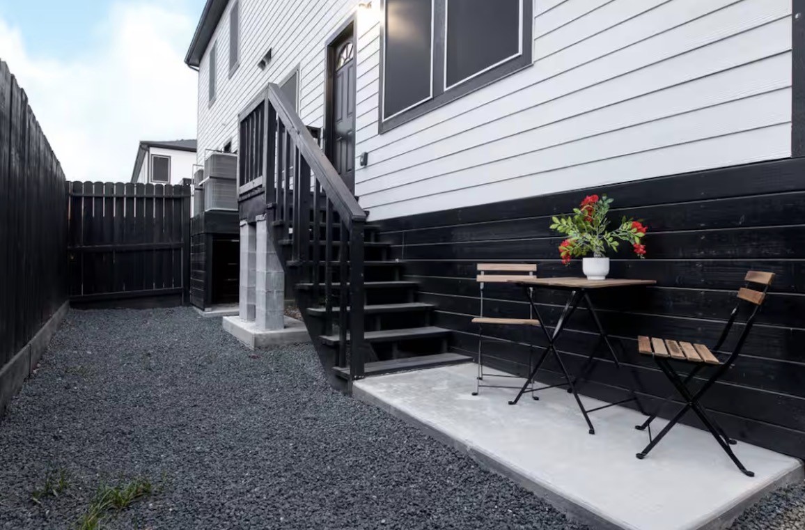 5311 Liberty Road Houston, TX 77026 - Photo 29 of 29 a backyard of a house with barbeque oven and potted plants