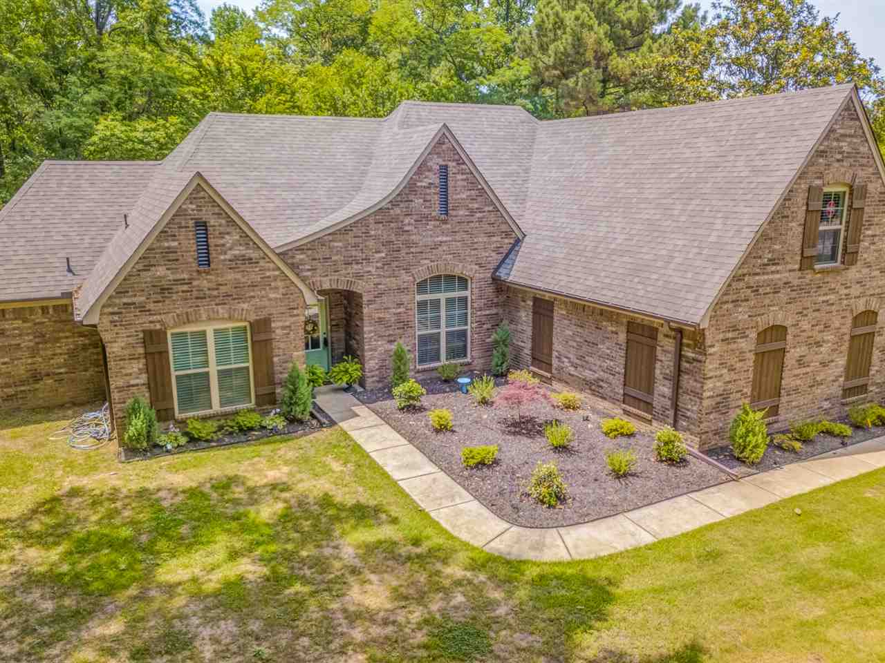8085 North Westbrook Road Bartlett, TN 38002 - Photo 1 of 25 Gallery Image 1