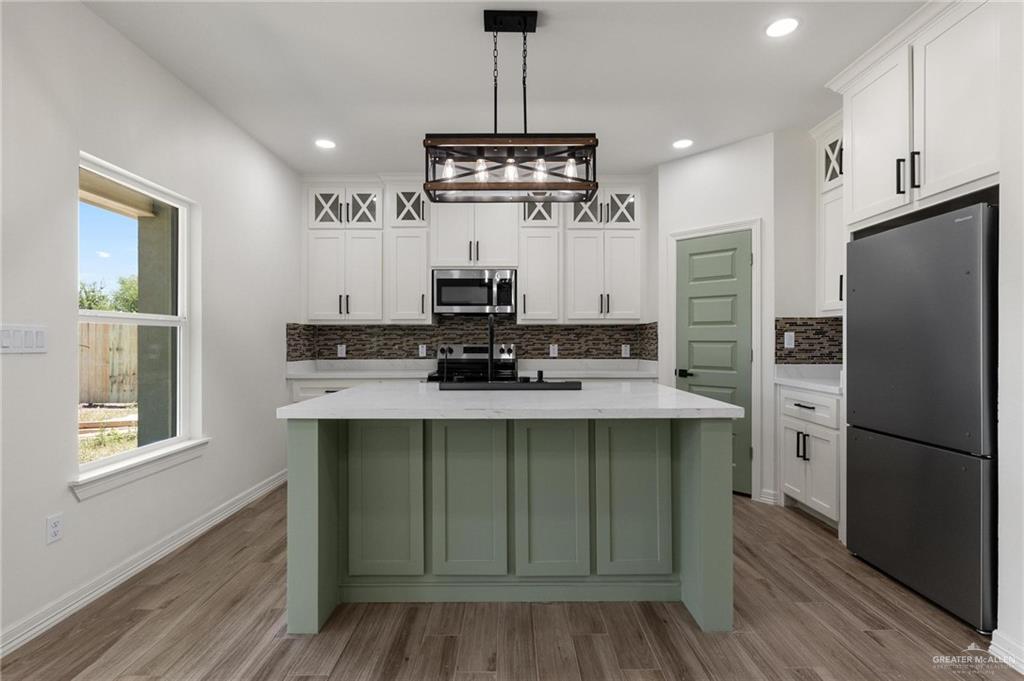 2319 Via Roma Road Weslaco, TX 78596 - Photo 6 of 25 Gallery Image 6