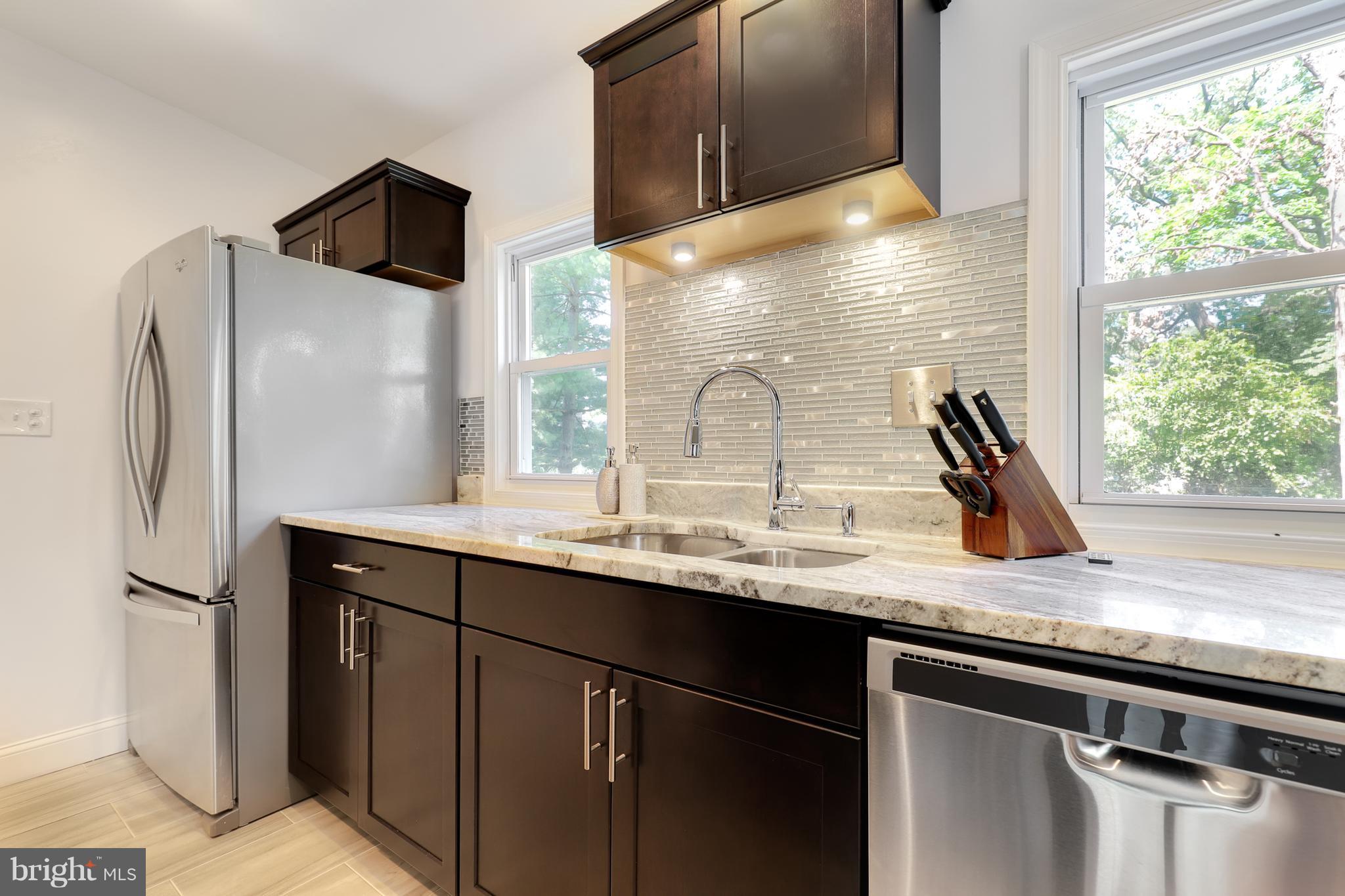 7722 Frederick Road Hyattsville, MD 20784 - Photo 12 of 30 Kitchen