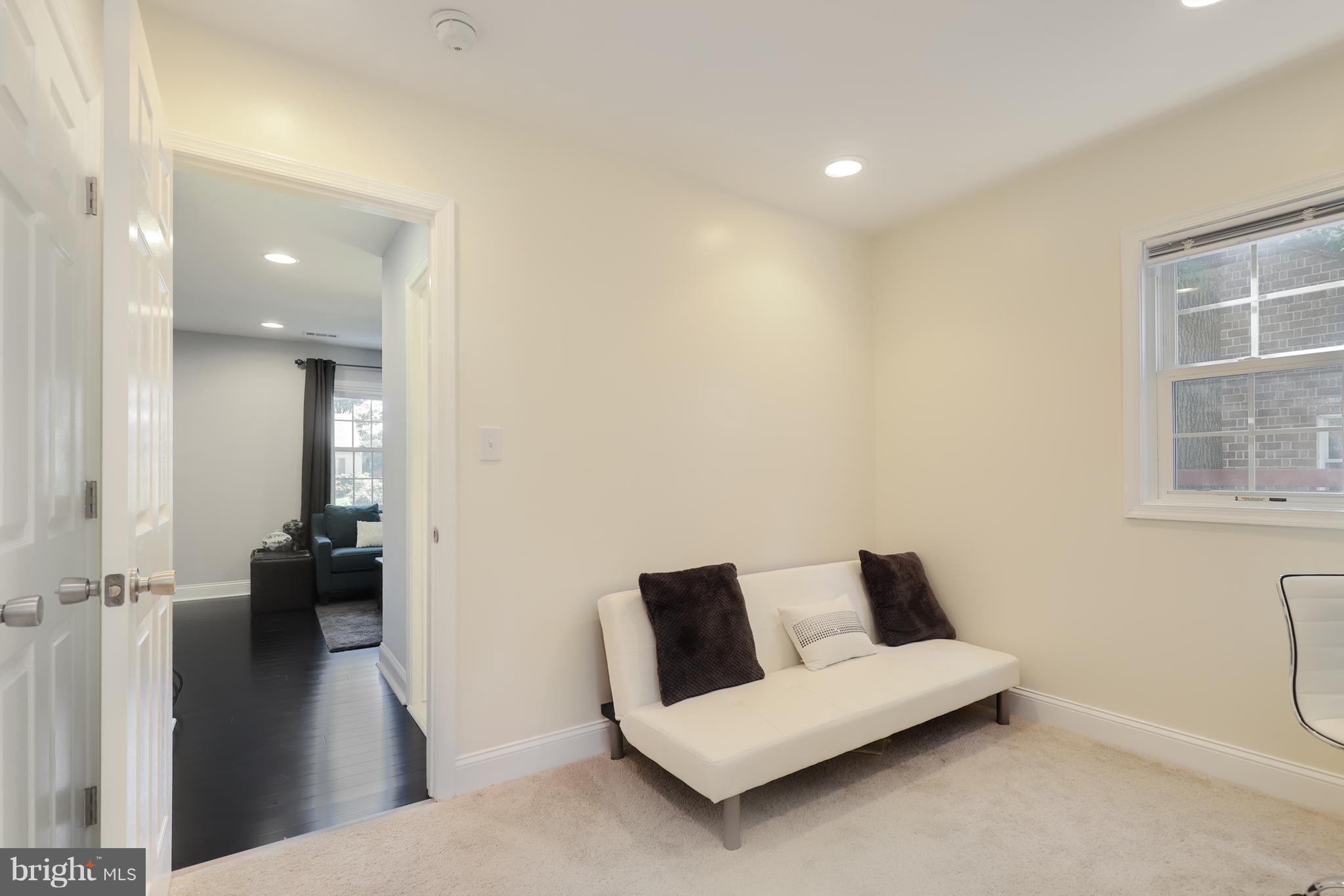 7722 Frederick Road Hyattsville, MD 20784 - Photo 17 of 30 Bedroom (Master)