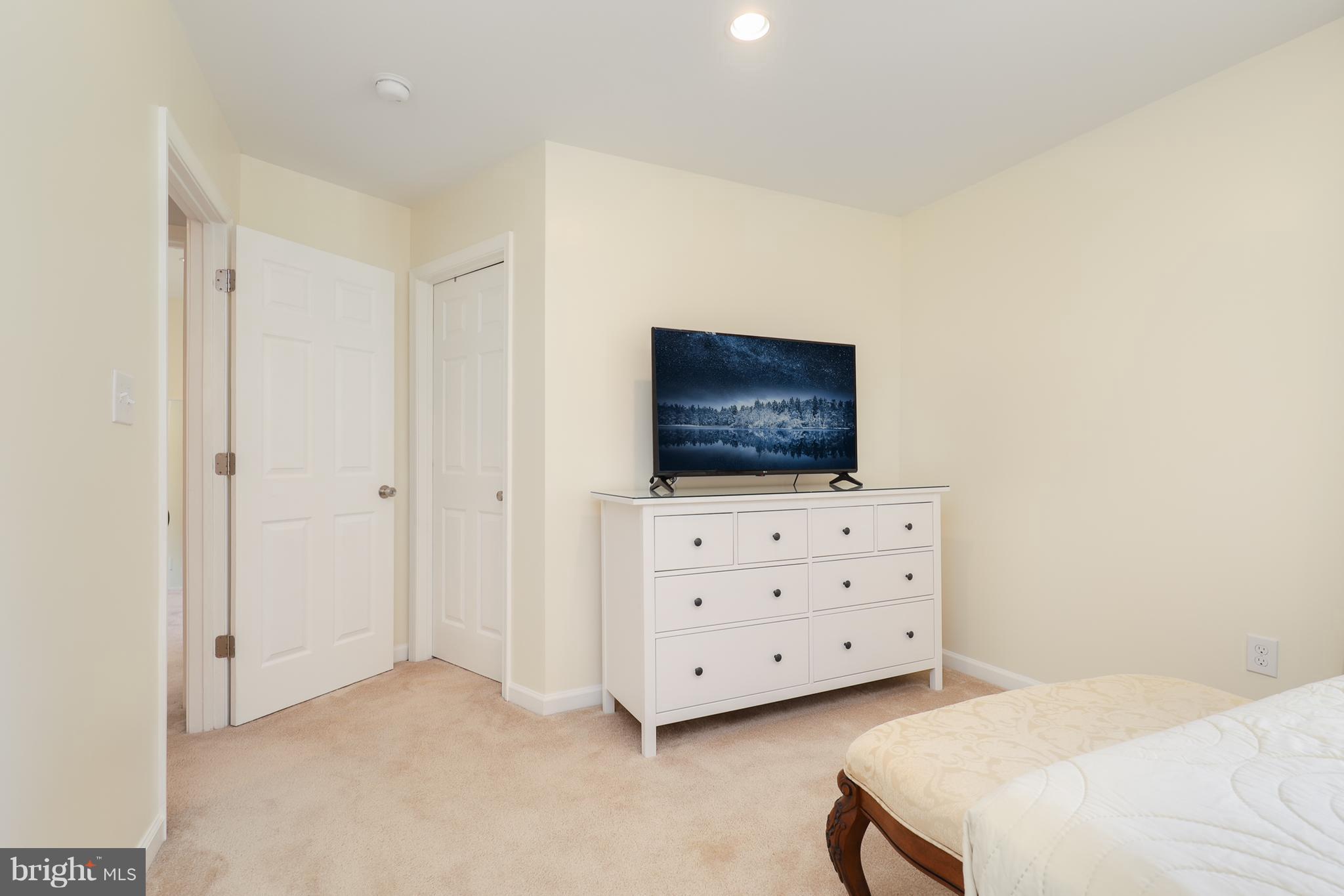 7722 Frederick Road Hyattsville, MD 20784 - Photo 25 of 30 Bedroom (Master)