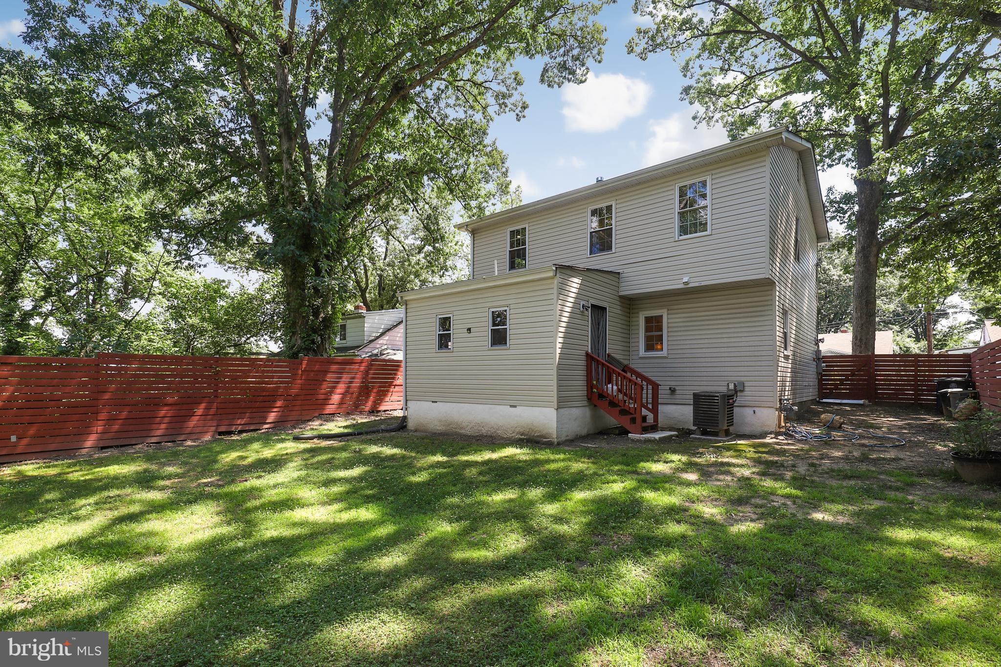 7722 Frederick Road Hyattsville, MD 20784 - Photo 28 of 30 Exterior (Rear)
