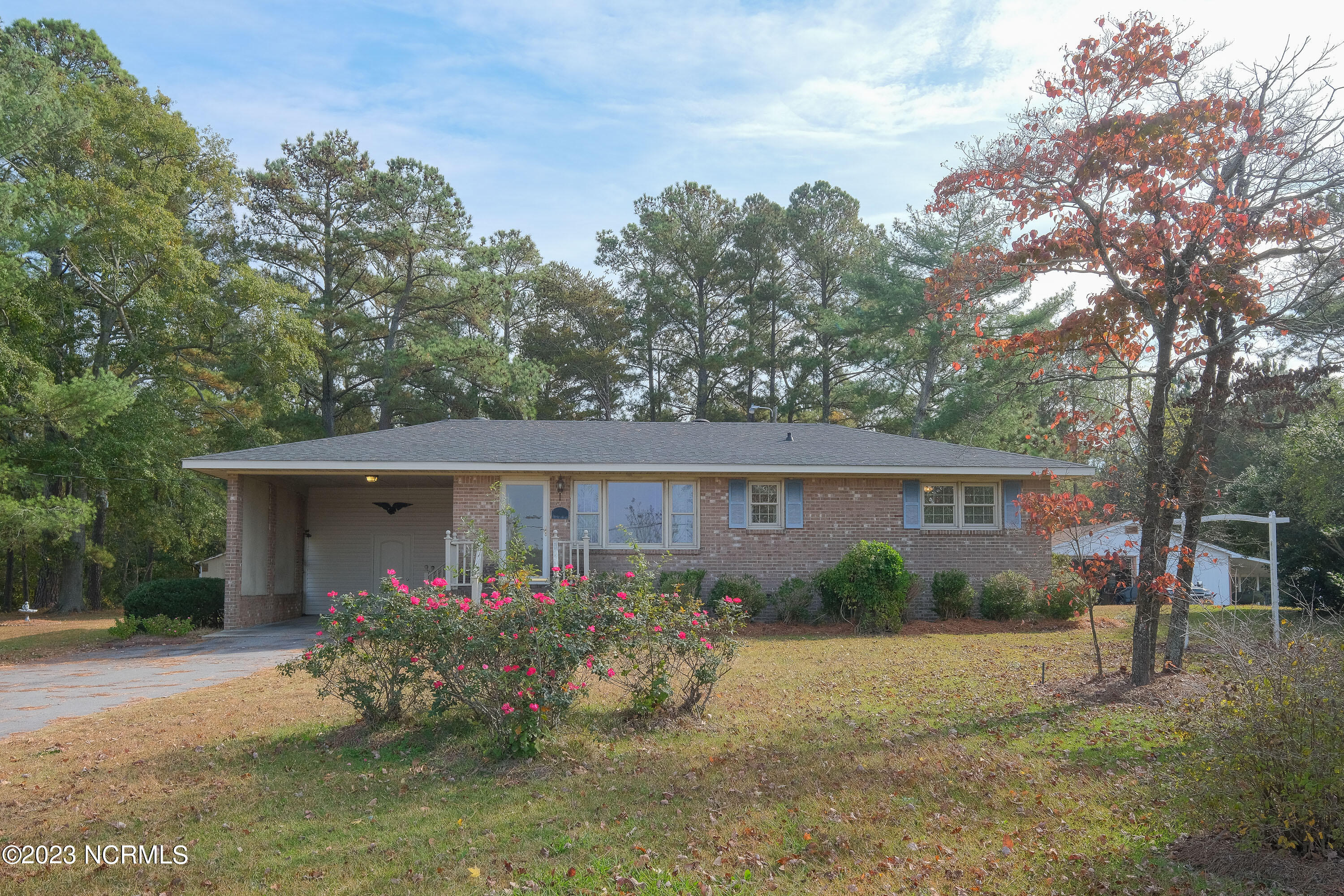 1718 Virginia Road Edenton, NC 27932 - Photo 1 of 18 Main