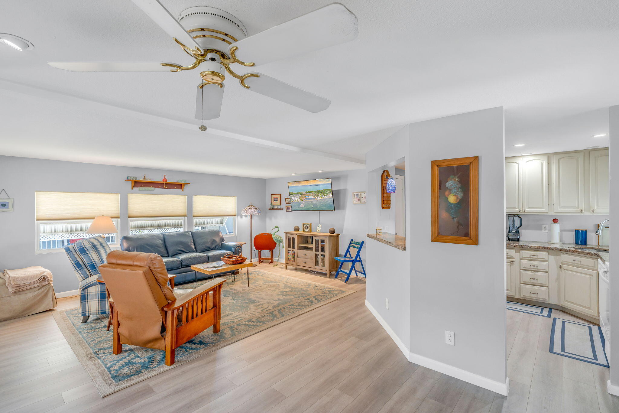 902 South Ruby Drive Key Largo, FL 33037 - Photo 44 of 44 a living room with furniture and a flat screen tv