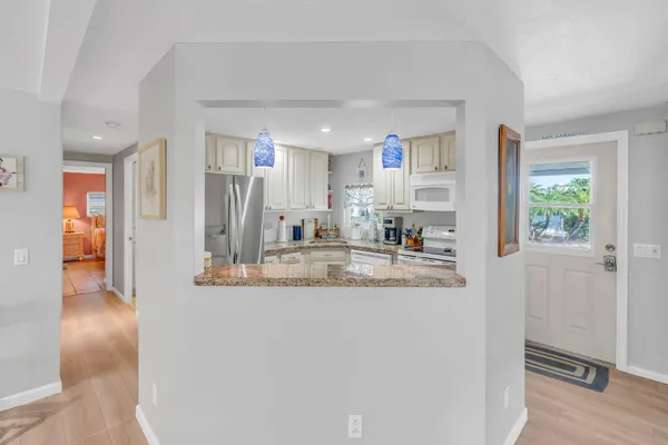 a view of a pathway of a house