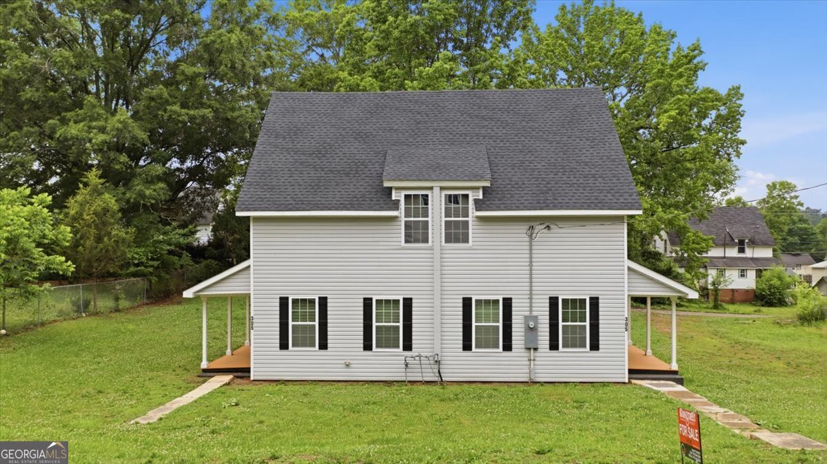 305 Grove Avenue Southeast Lindale, GA 30147 - Photo 4 of 36