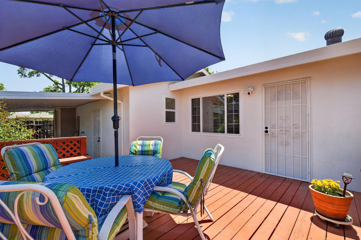 3510 Ardmore Road Sacramento, CA 95821 - Photo 22 of 32 Door from deck opens to the living room and dining area.