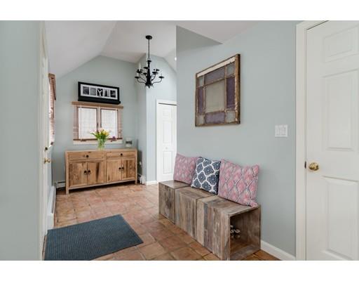 17 Norfolk Road Cohasset, MA 02025 - Photo 3 of 18 Gallery Image 3