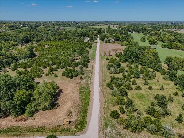 $40,000 | Lot 44 Northeast 51st Road, Warrensburg, MO 64093