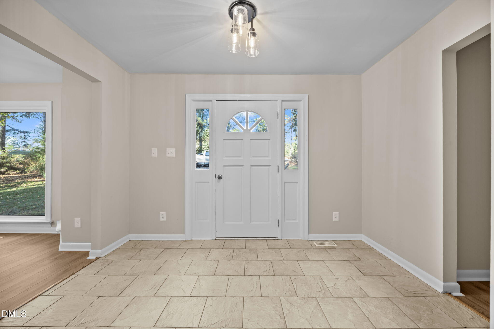 729 Wimberly Road Apex, NC 27523 - Photo 6 of 61 28-web-or-mls-IMG_7635