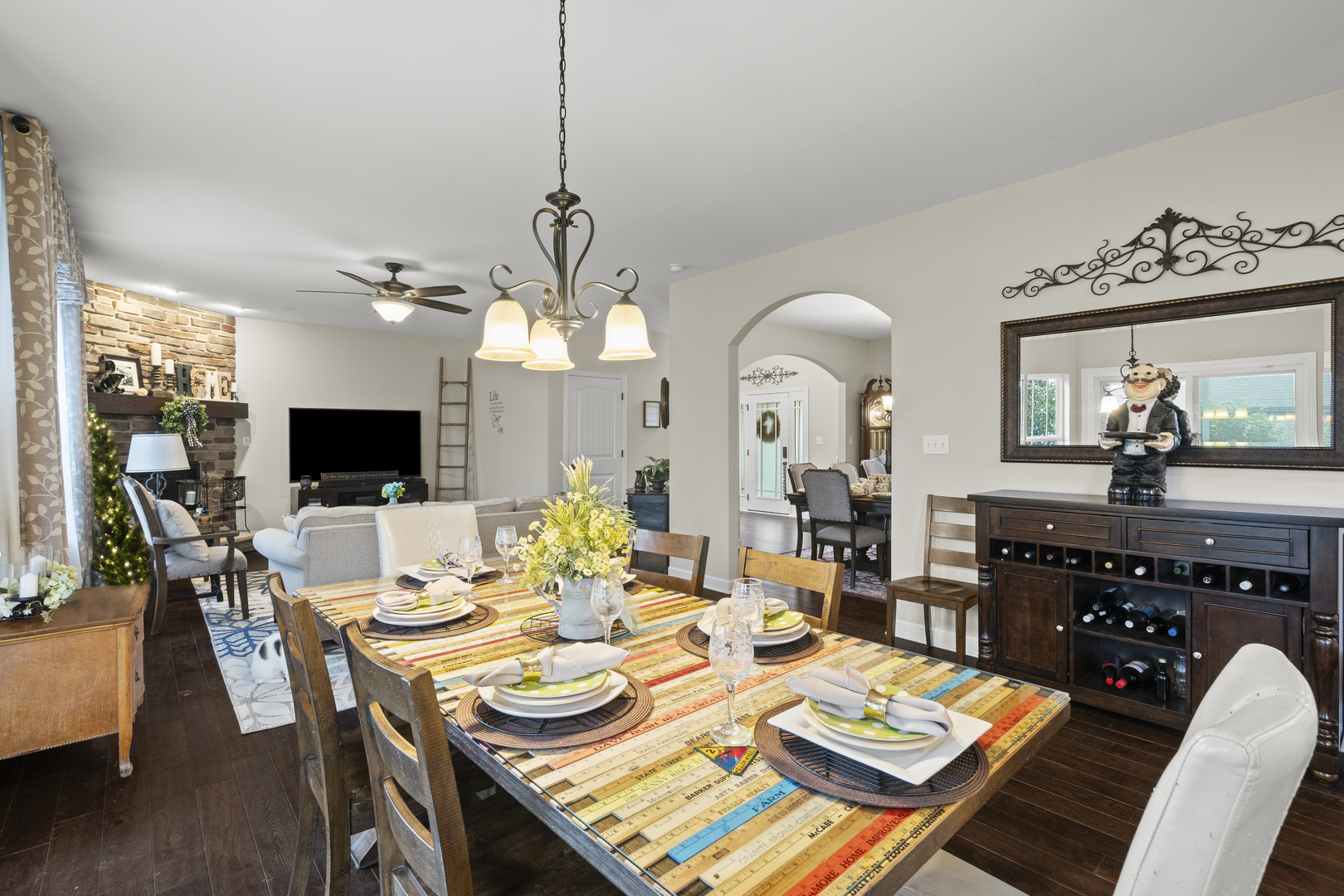 15711 Mueller Way Lockport, IL 60441 - Photo 10 of 37 a view of a dining room with furniture