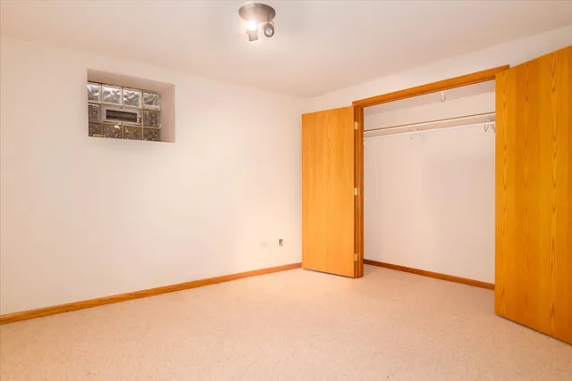 an empty room with a empty space