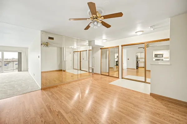 $274,500 | 40 South Main Street, Unit 4A, Glen Ellyn, IL 60137