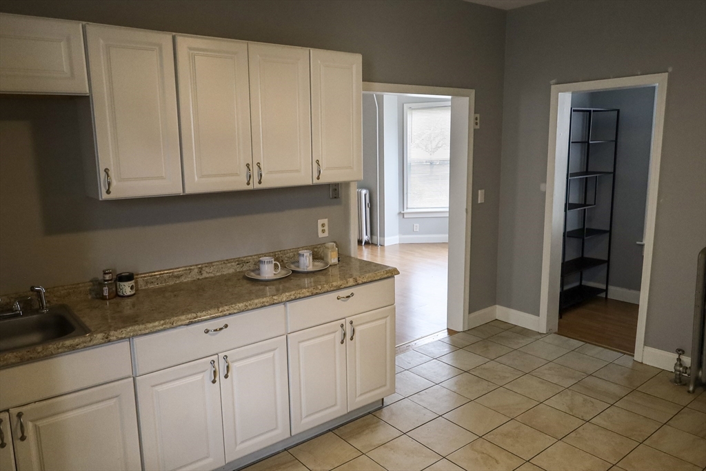 59 Day Street West Springfield, MA 01089 - Photo 2 of 3