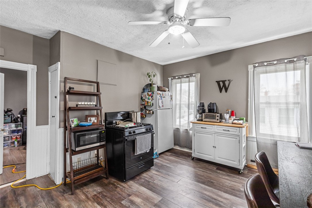 252 Vine Street Pawtucket, RI 02861 - Photo 21 of 29