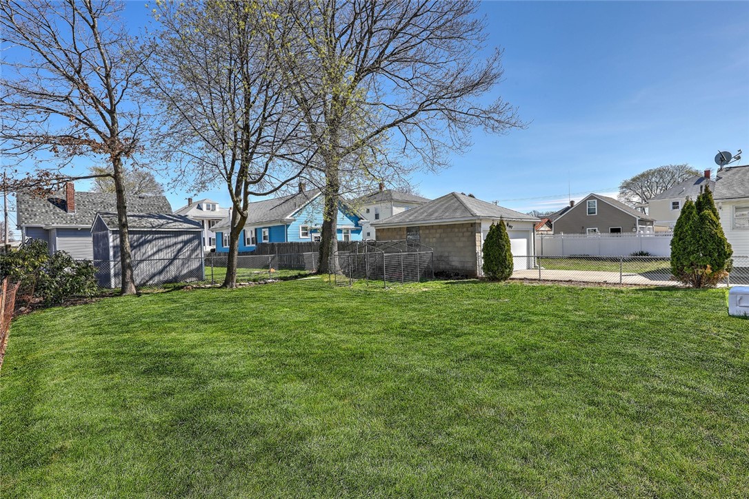 252 Vine Street Pawtucket, RI 02861 - Photo 26 of 29