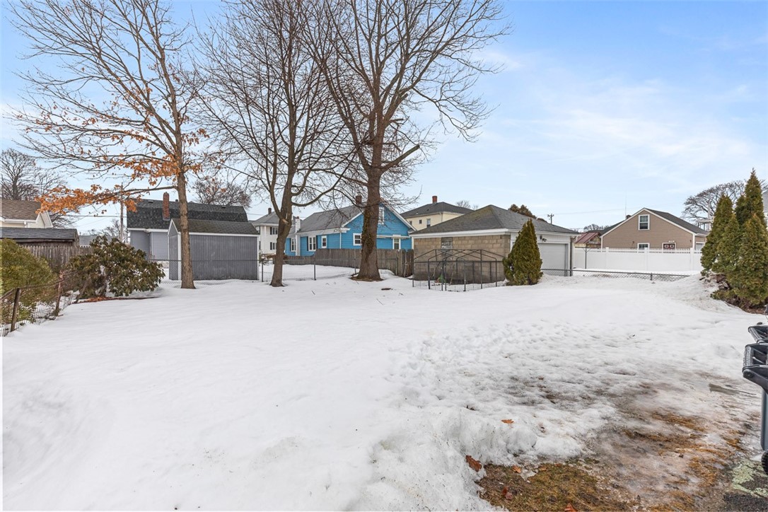 252 Vine Street Pawtucket, RI 02861 - Photo 27 of 29