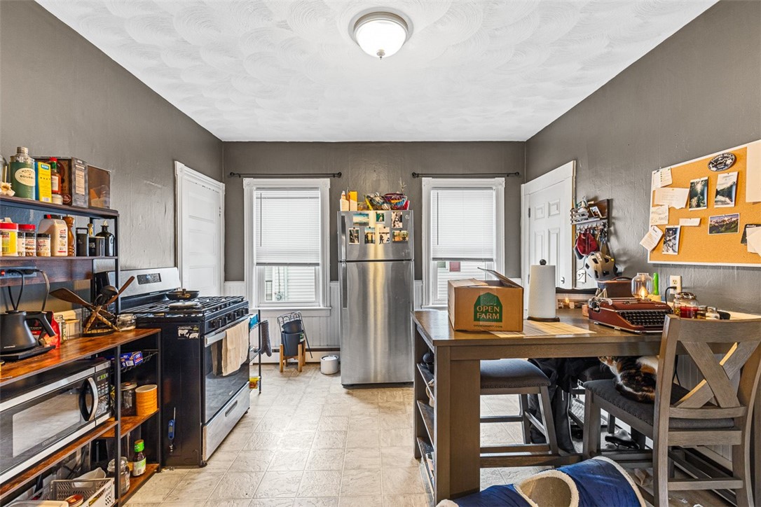 252 Vine Street Pawtucket, RI 02861 - Photo 8 of 29