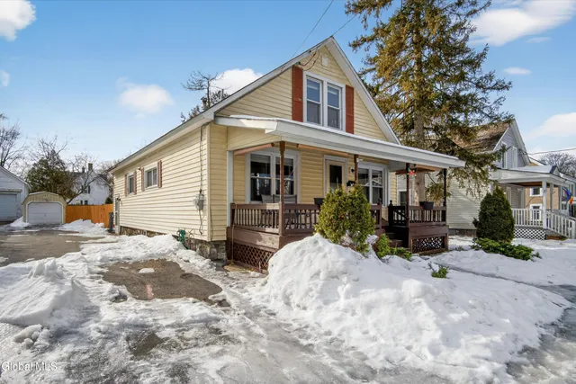 $314,900 | 33 Grand Street, Glens Falls, NY 12801