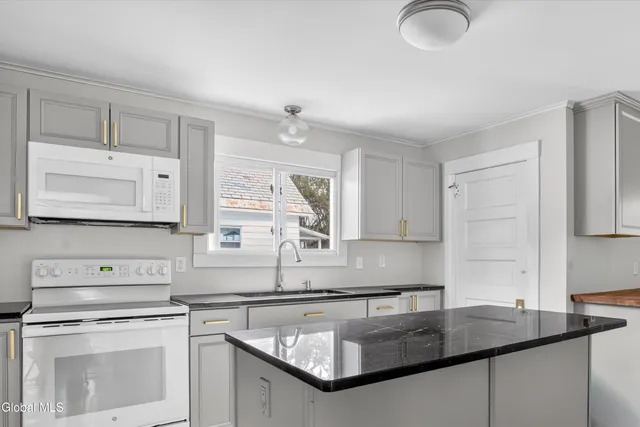 $314,900 | 33 Grand Street, Glens Falls, NY 12801