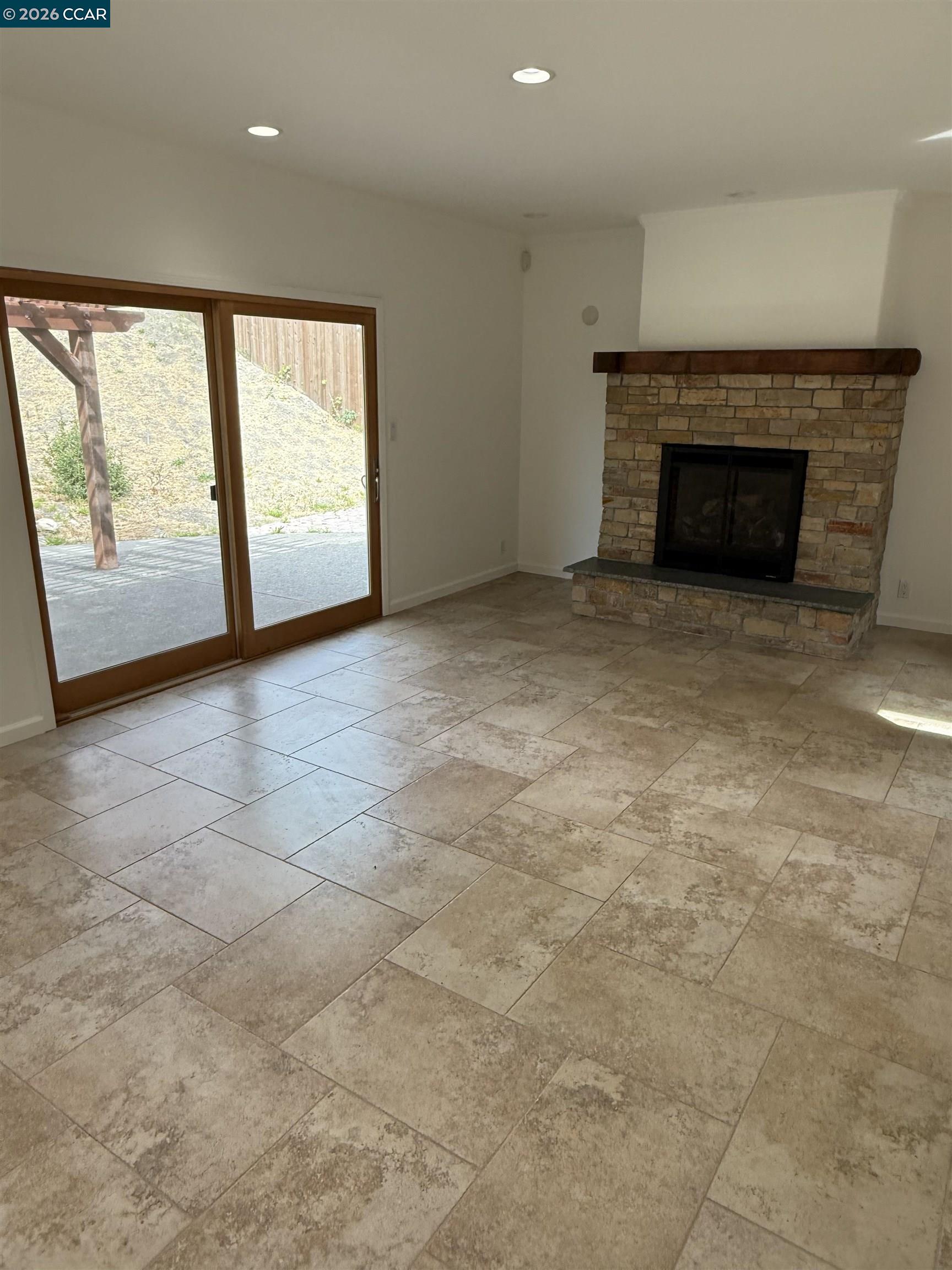 2840 Flannery Road San Pablo, CA 94806 - Photo 10 of 24