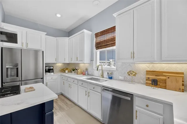 $749,000 | 5240 Brighton Shore Drive, Apollo Beach, FL 33572