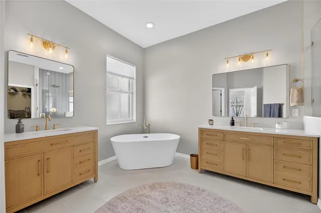 $749,000 | 5240 Brighton Shore Drive, Apollo Beach, FL 33572