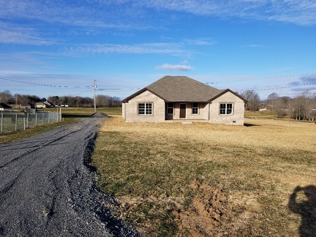 128 White Farm Road Lafayette, TN 37083 - Photo 1 of 17 Gallery Image 1